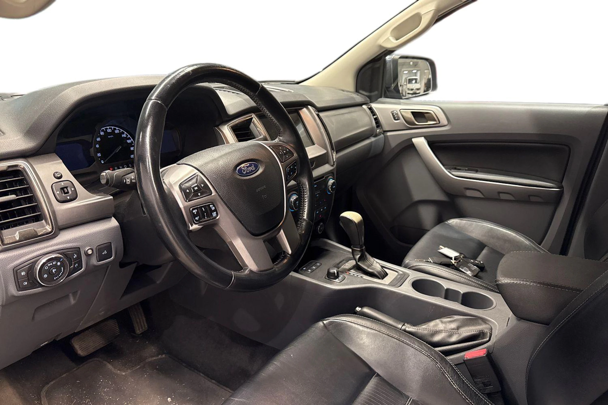 sininen Ford Ranger 2017 kuva 3.