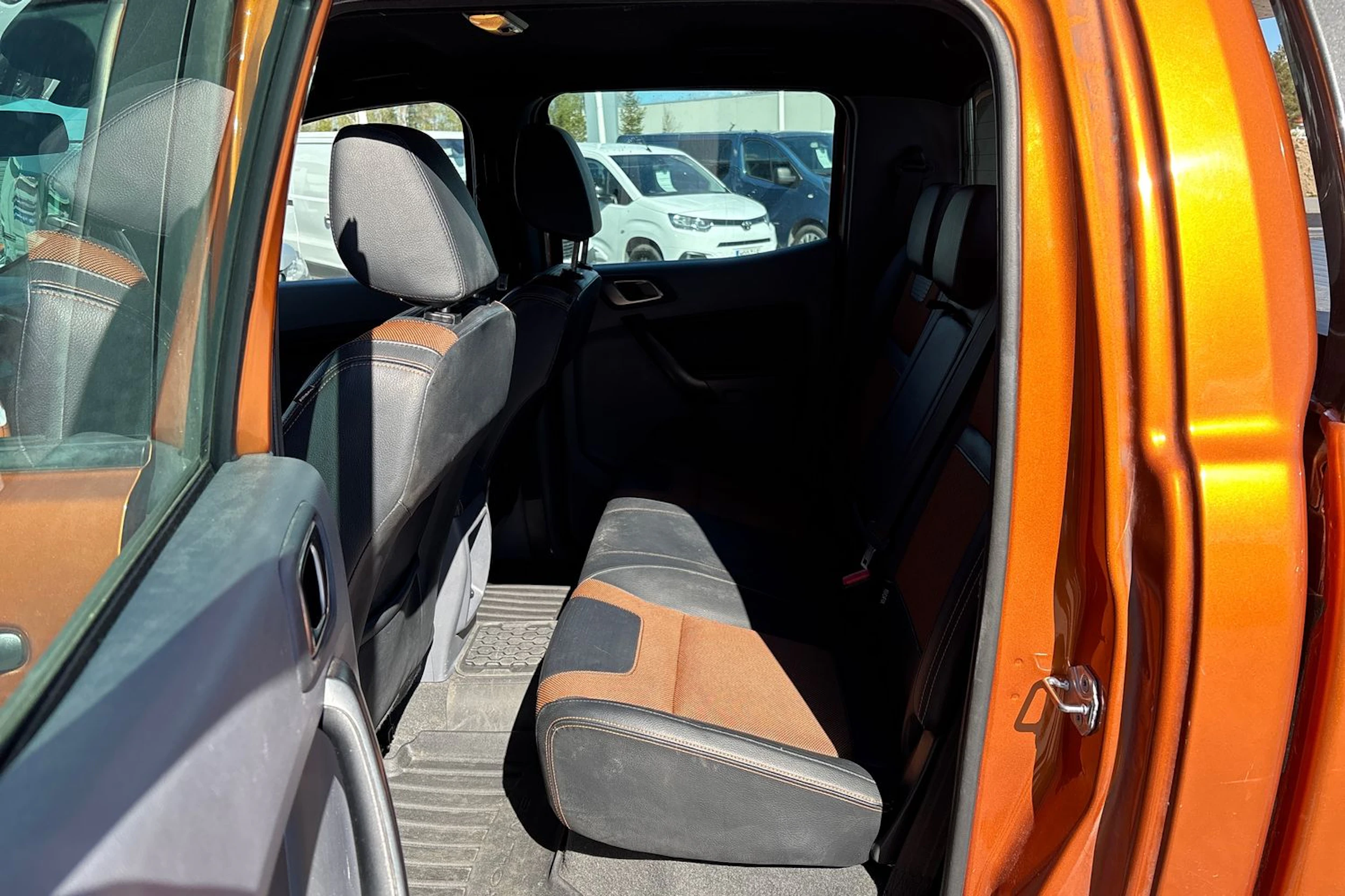 met. oranssi Ford Ranger 2018 kuva 5.