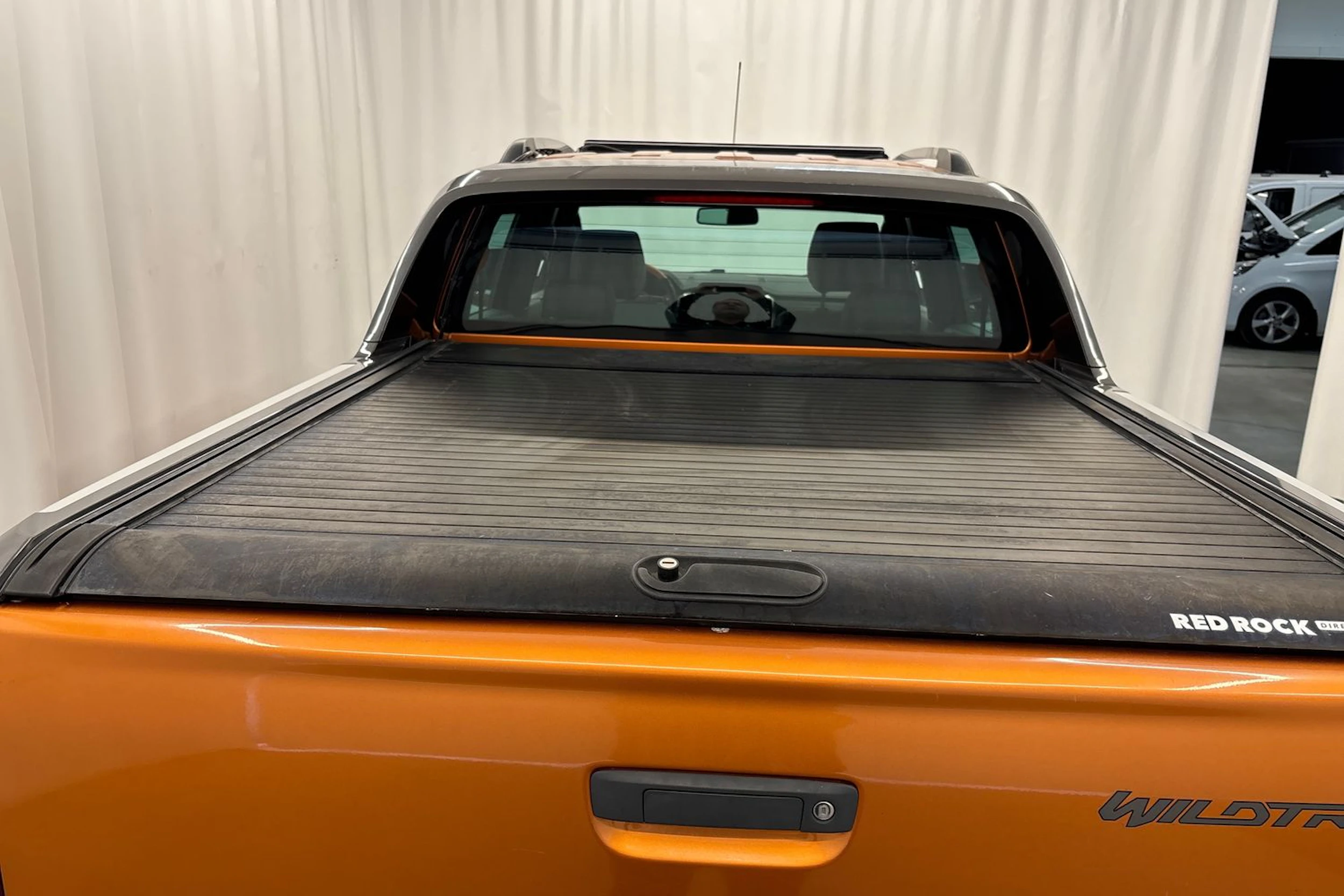 met. oranssi Ford Ranger 2018 kuva 16.