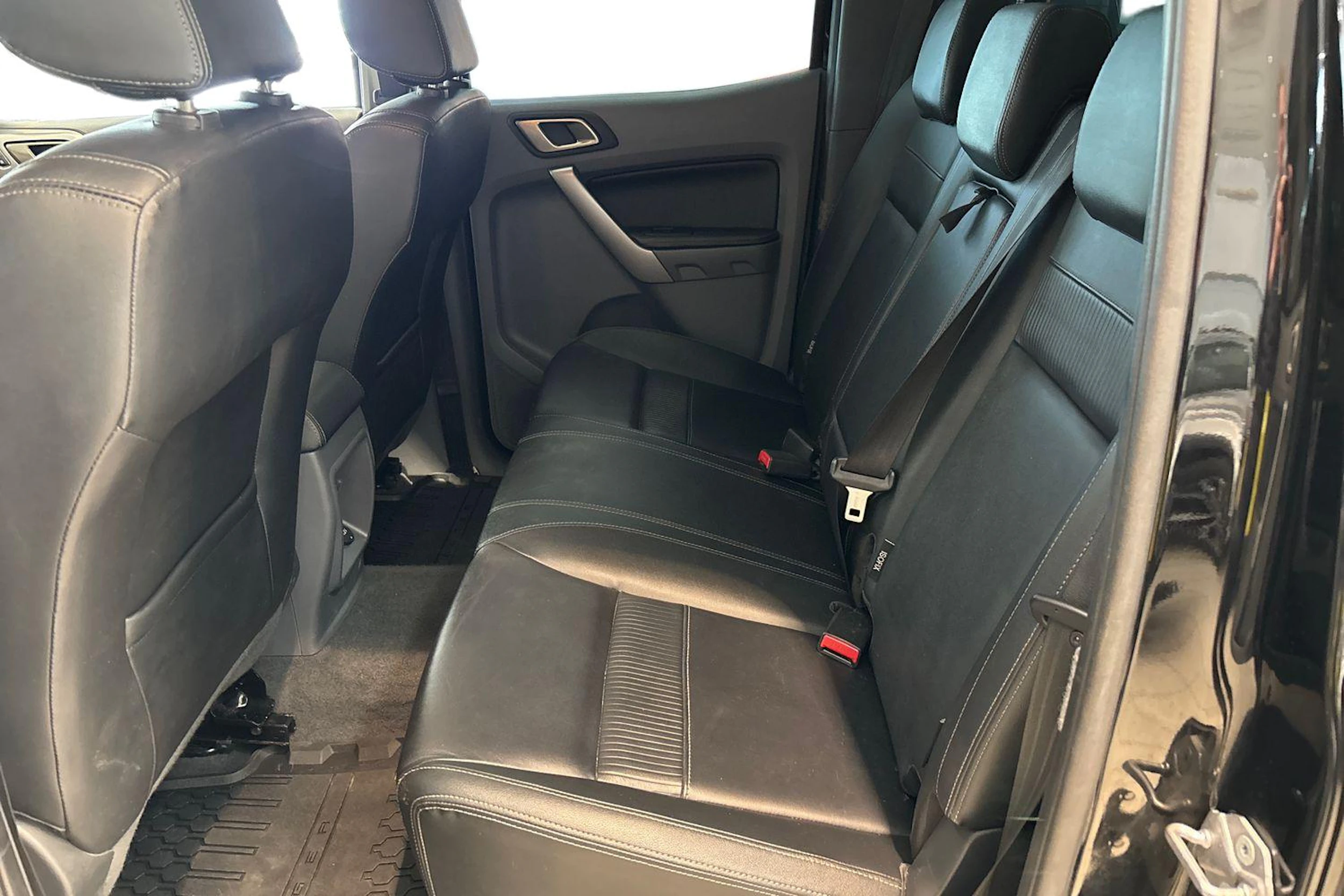 Musta Ford RANGER 2018 kuva 11.
