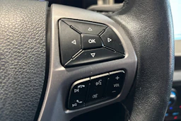 Musta Ford RANGER 2018 kuva 23.