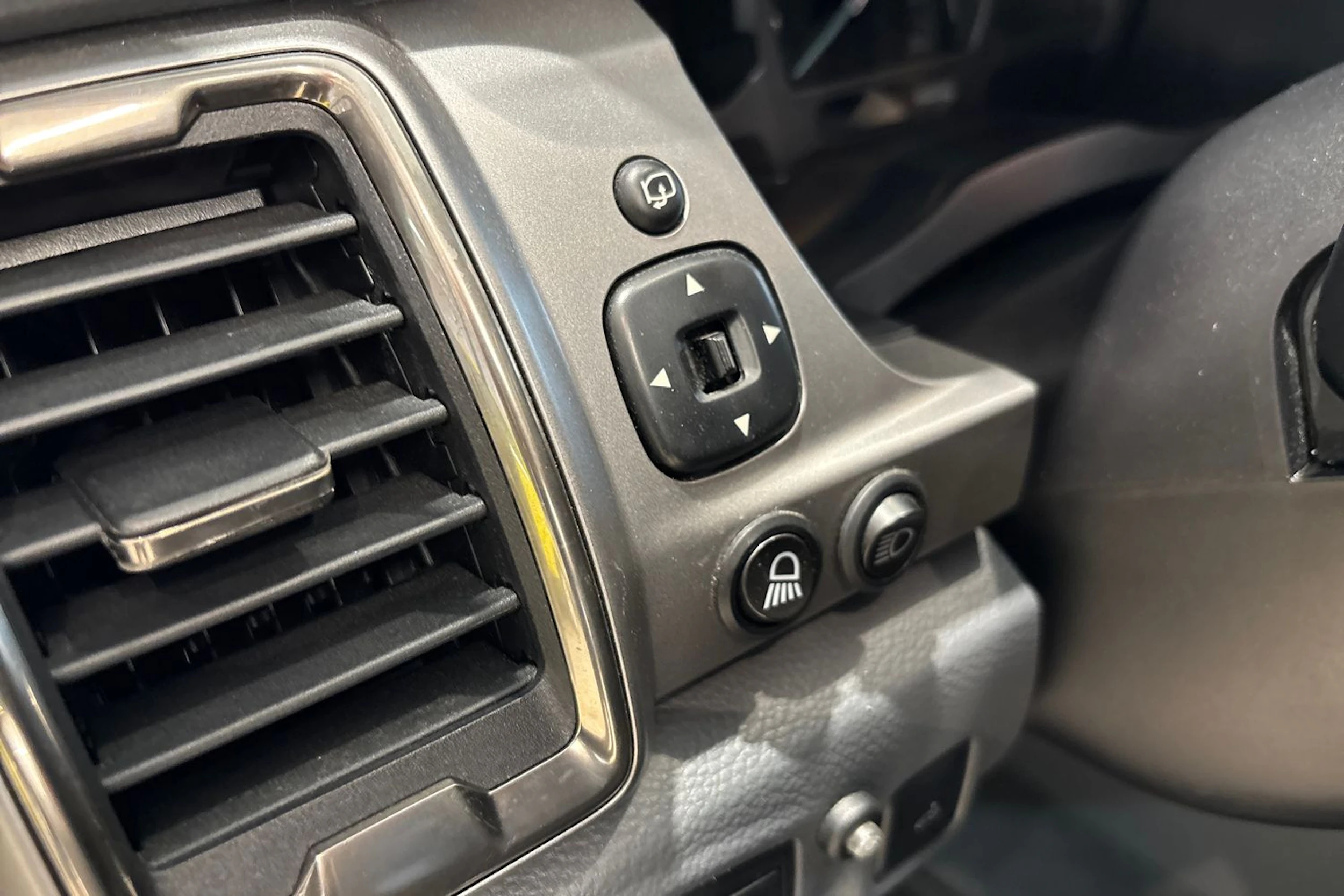 Musta Ford RANGER 2018 kuva 28.
