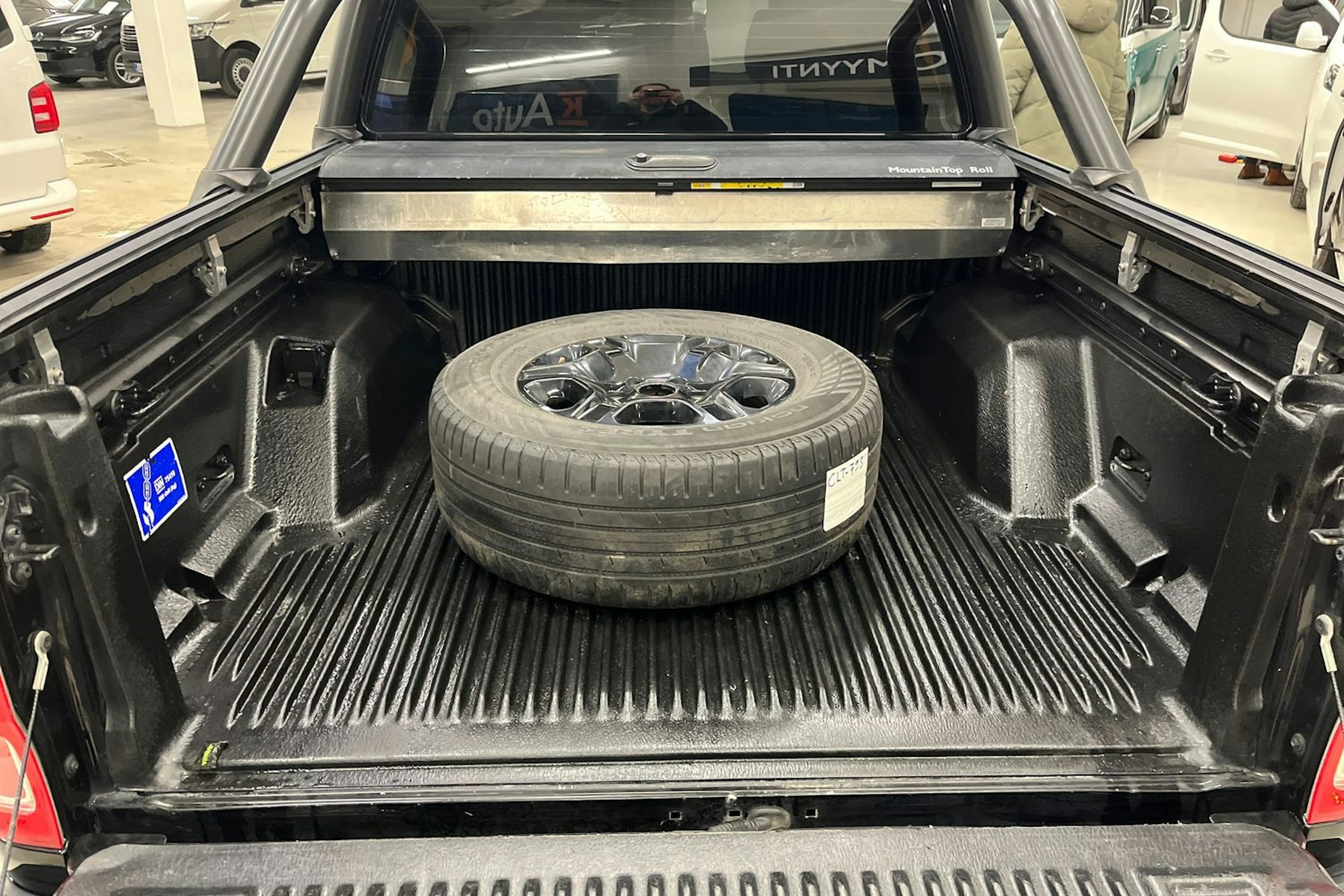 musta Ford Ranger 2018 kuva 15.