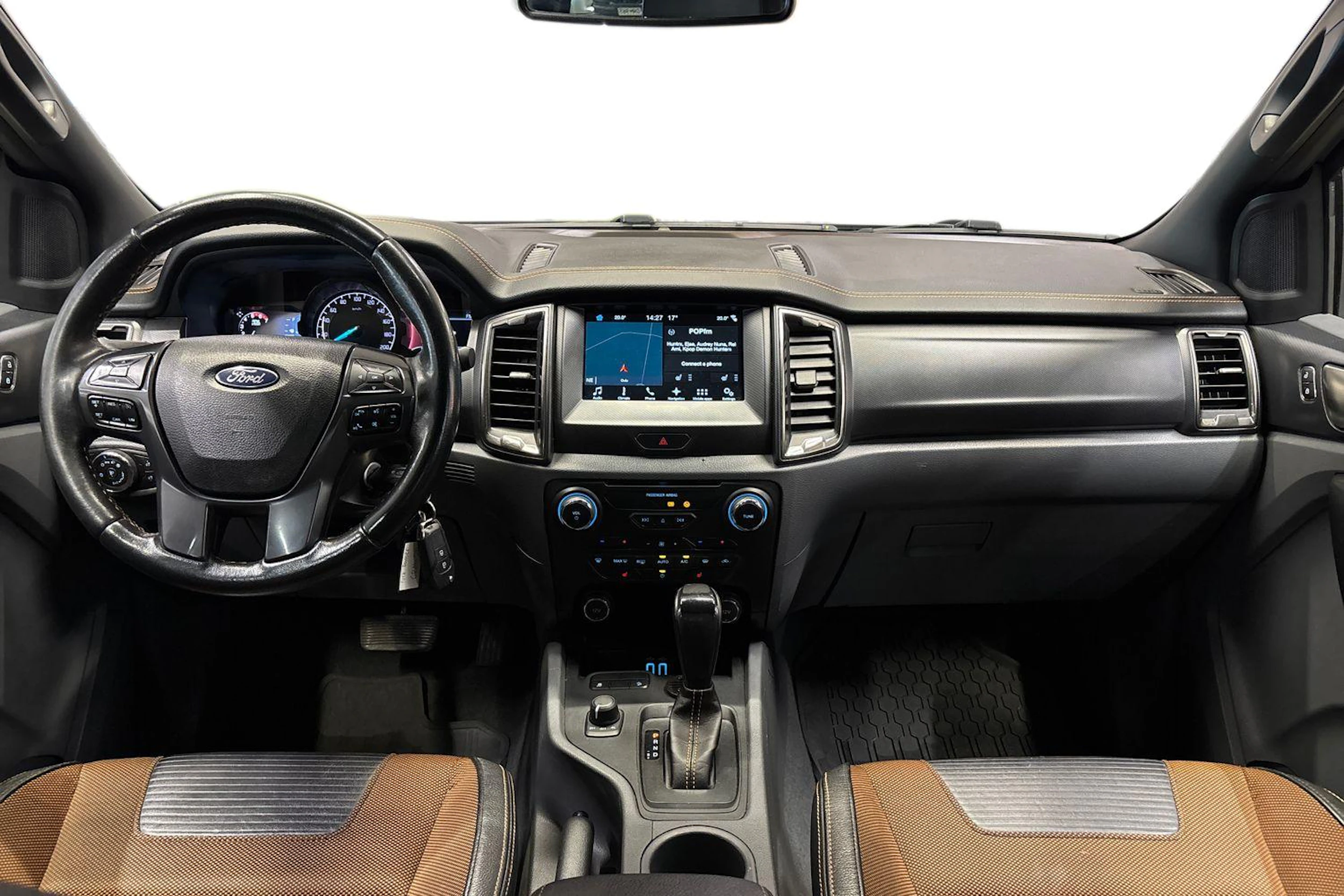 harmaa Ford Ranger 2018 kuva 9.