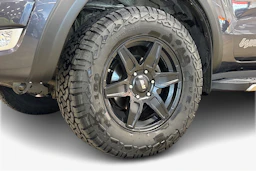 harmaa Ford Ranger 2018 kuva 12.