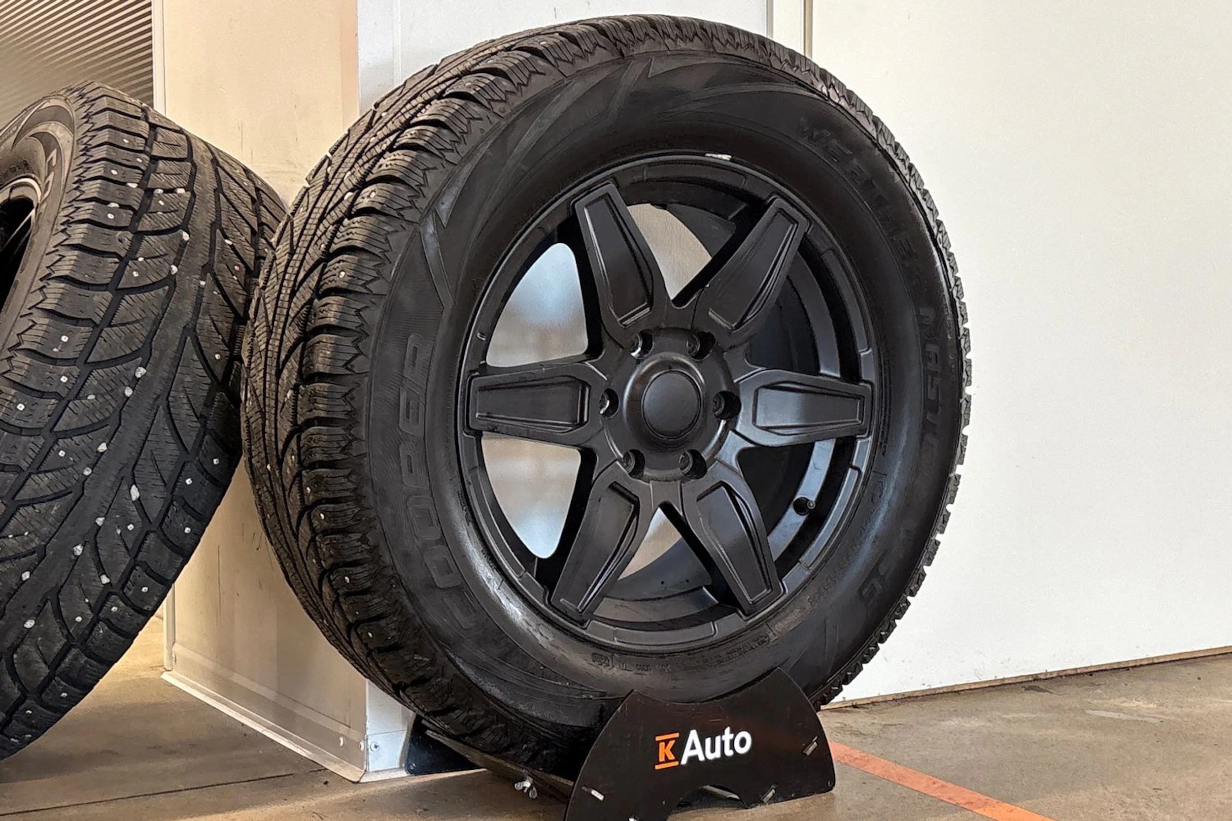 harmaa Ford Ranger 2018 kuva 13.