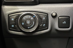 harmaa Ford Ranger 2018 kuva 17.
