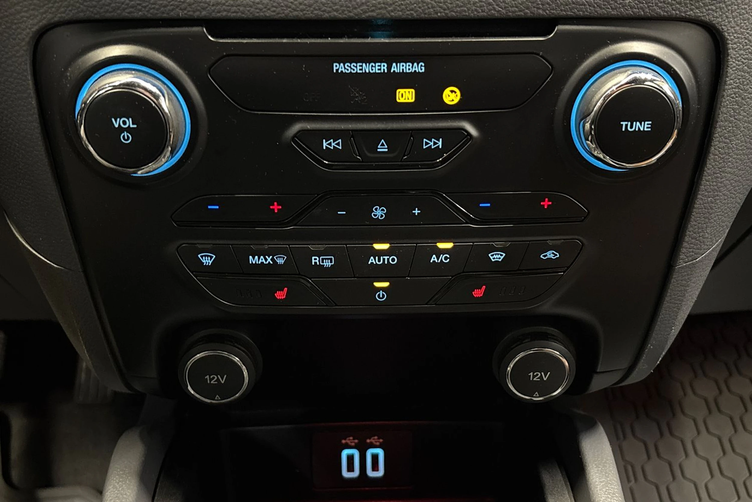 harmaa Ford Ranger 2018 kuva 28.