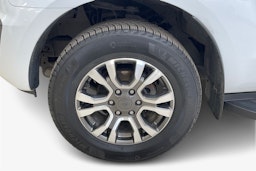 valkoinen Ford Ranger 2018 kuva 11.