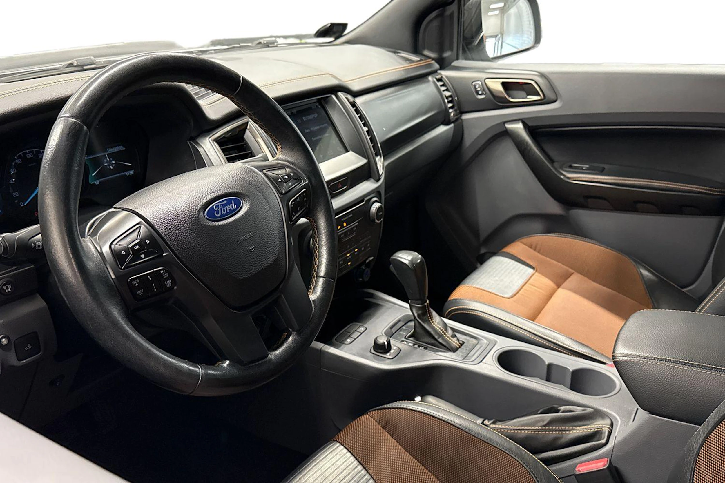 met. hopea Ford Ranger 2018 kuva 8.