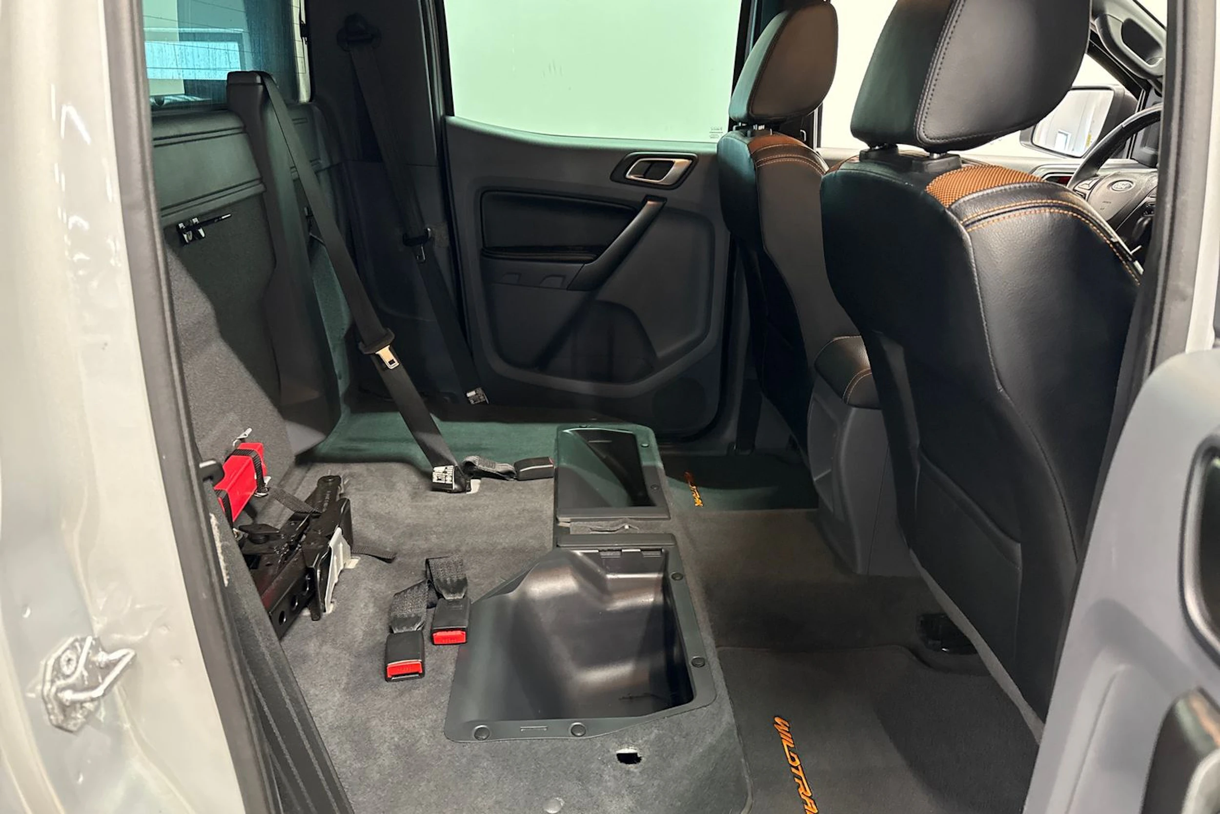 met. hopea Ford Ranger 2018 kuva 13.