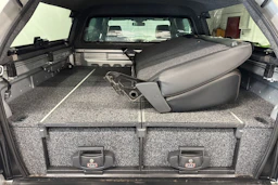 met. hopea Ford Ranger 2018 kuva 15.