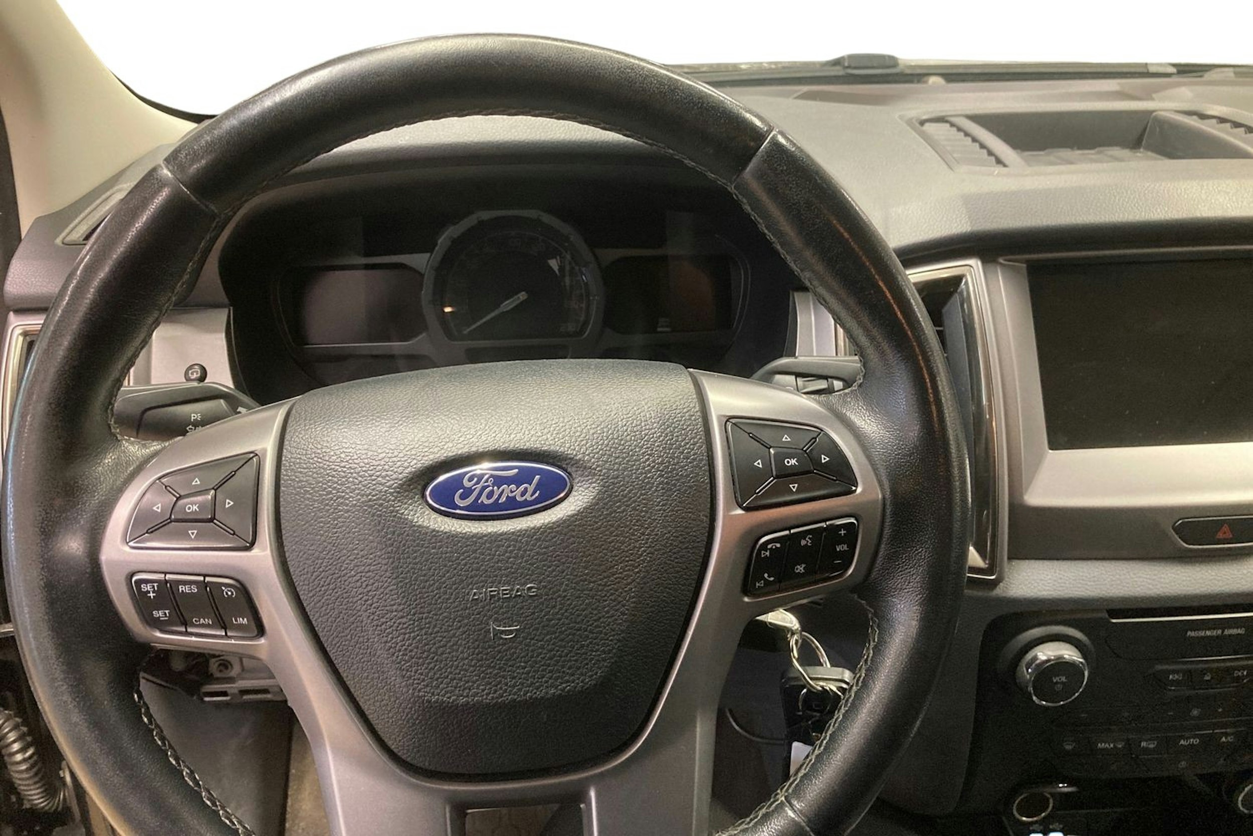 musta Ford Ranger 2018 kuva 9.