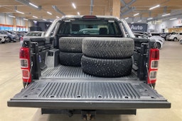 musta Ford Ranger 2018 kuva 13.