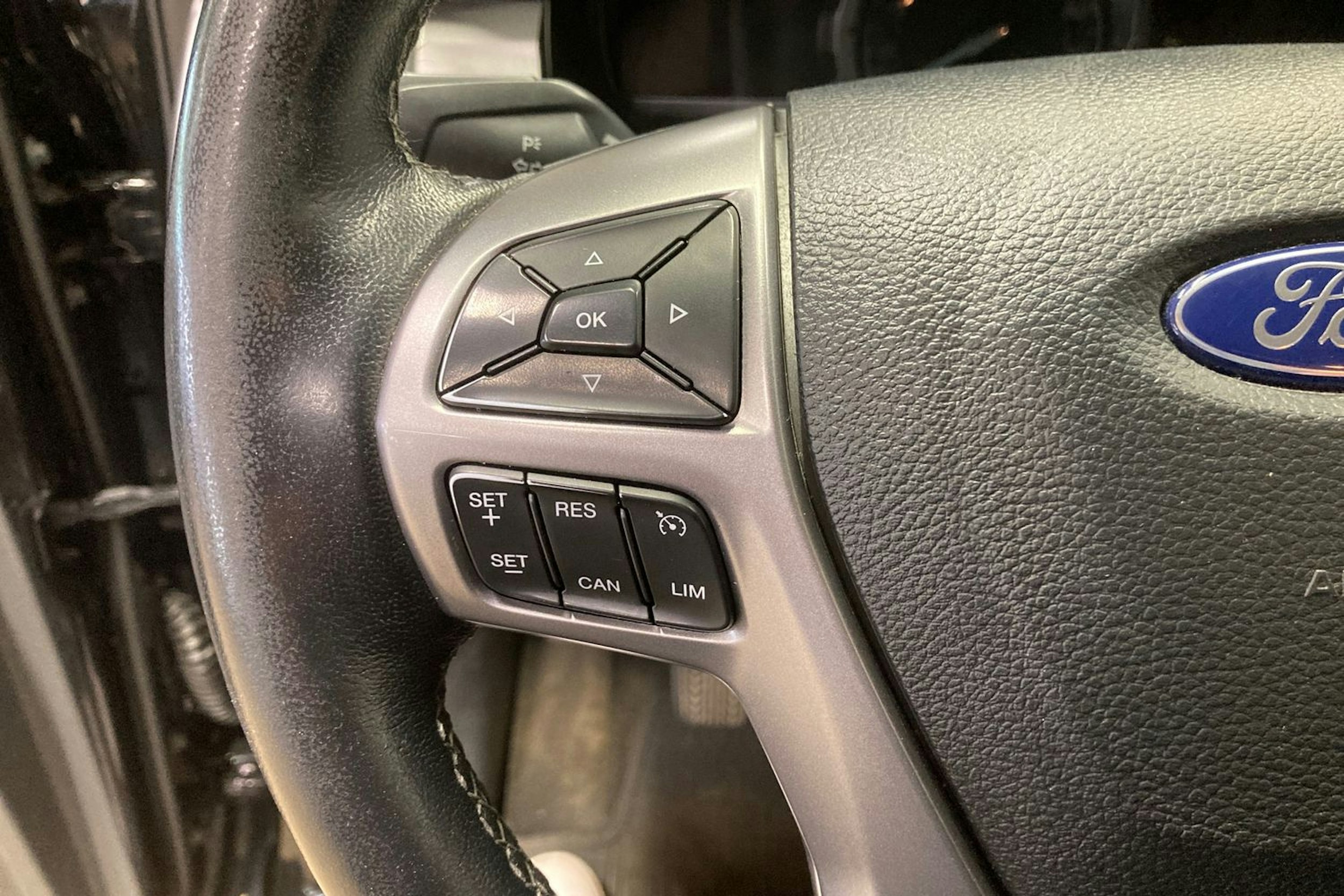musta Ford Ranger 2018 kuva 19.