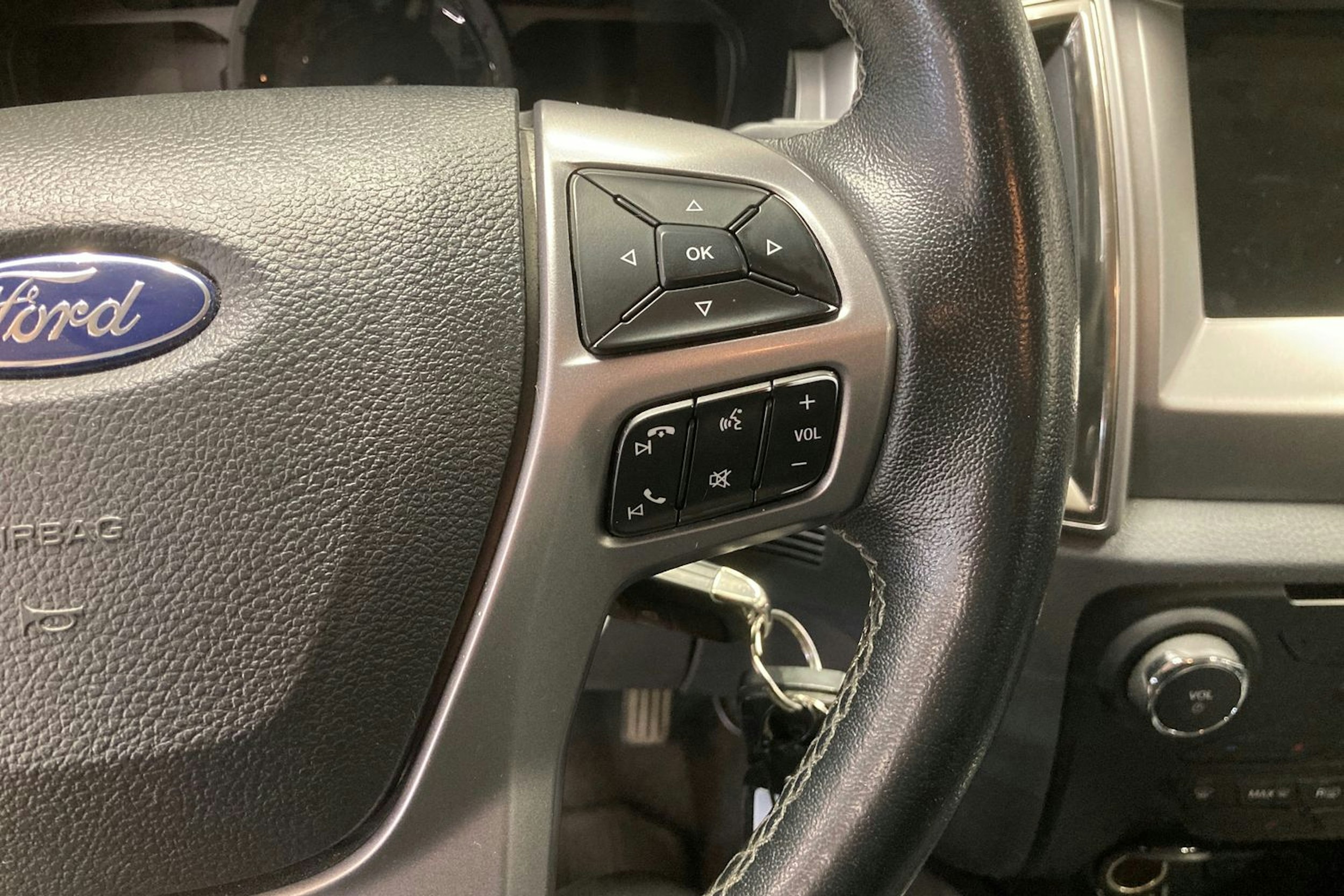 musta Ford Ranger 2018 kuva 20.