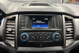 harmaa Ford Ranger 2018 kuva 13.