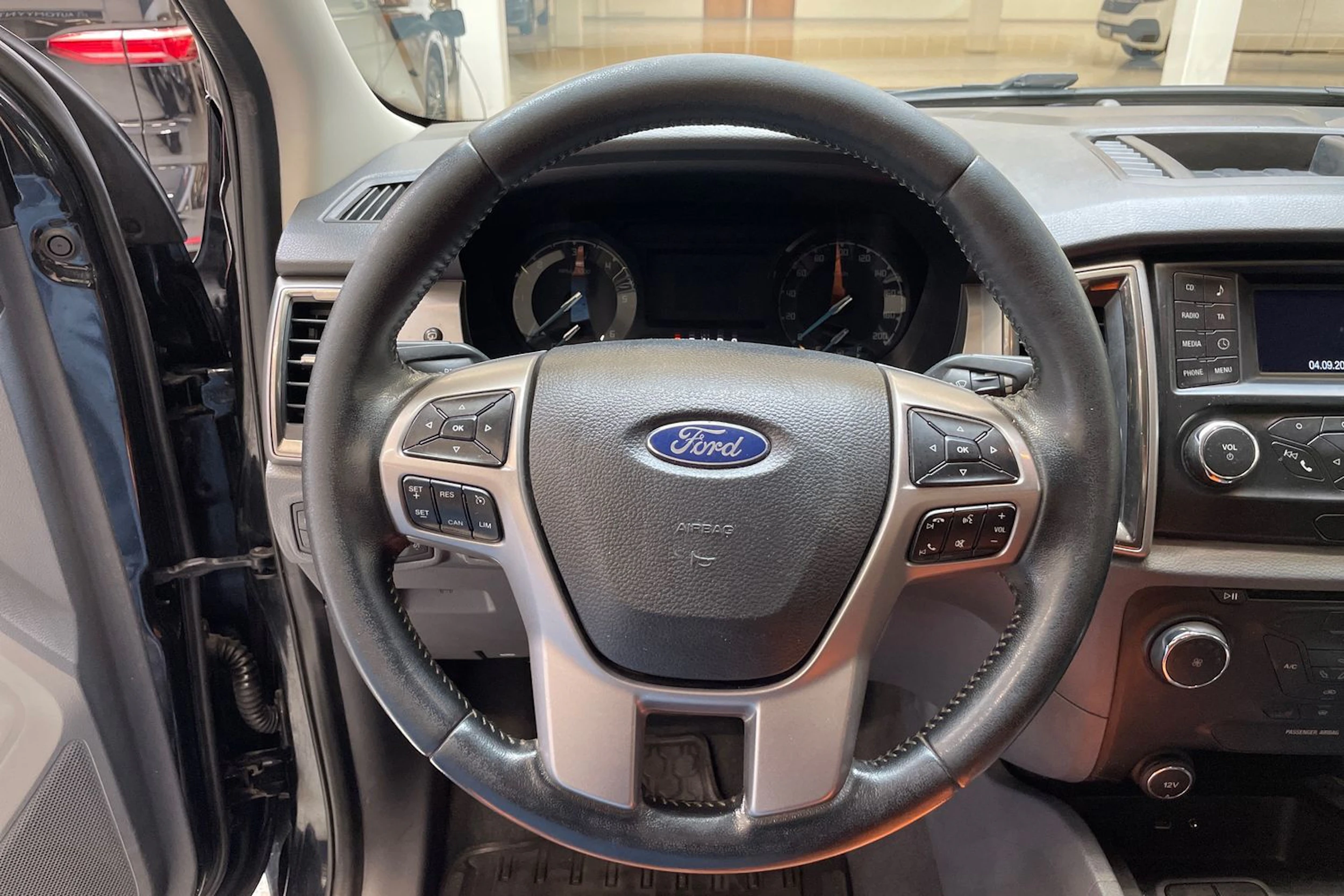 musta Ford Ranger 2018 kuva 18.