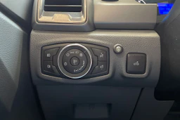 musta Ford Ranger 2018 kuva 26.