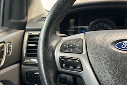 musta Ford Ranger 2018 kuva 16.