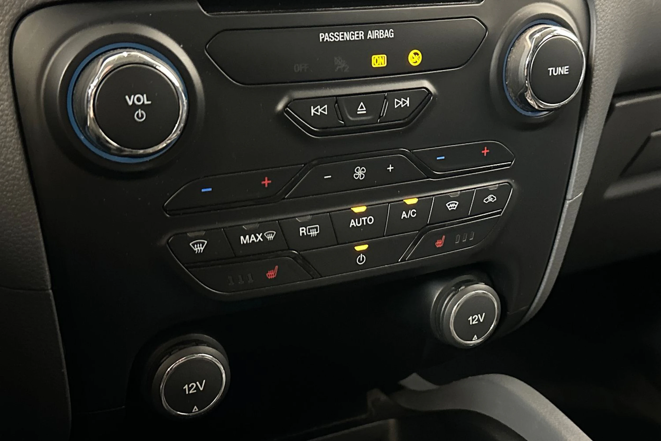 musta Ford Ranger 2018 kuva 20.