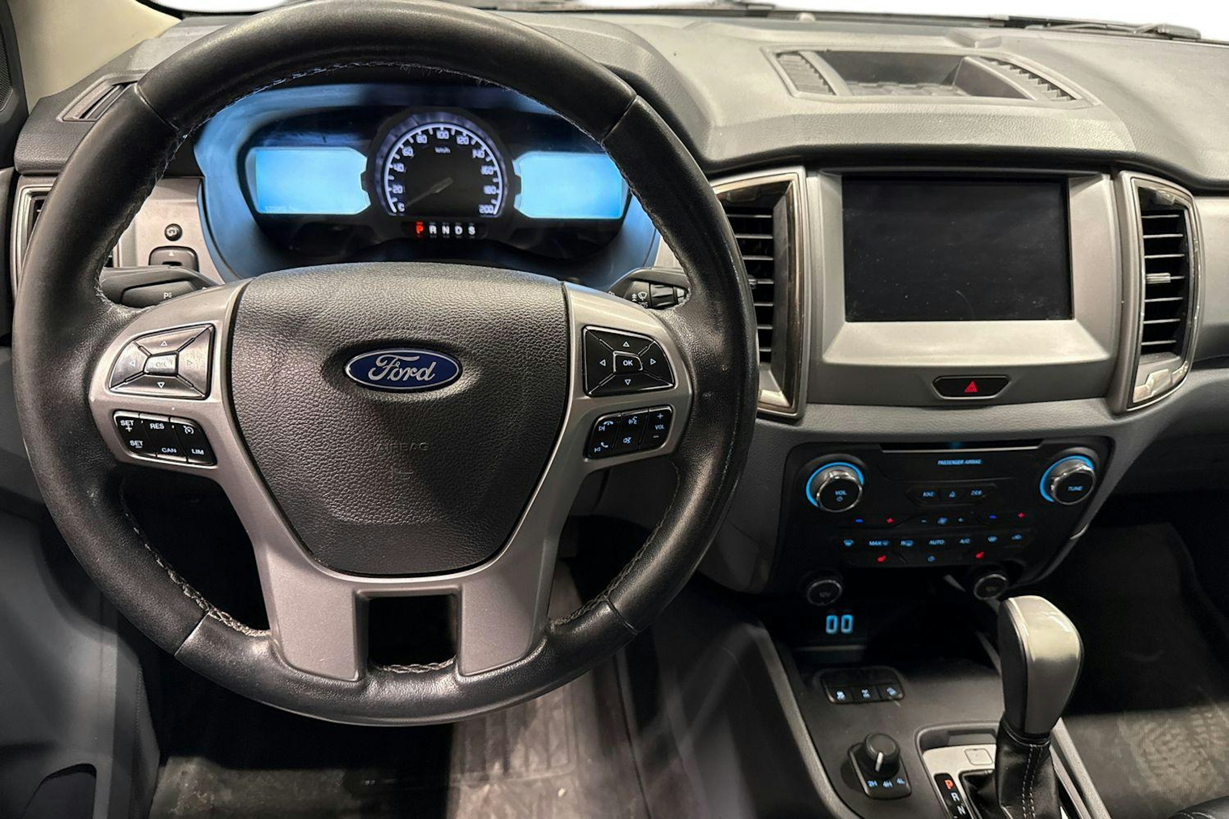 musta Ford Ranger 2019 kuva 9.