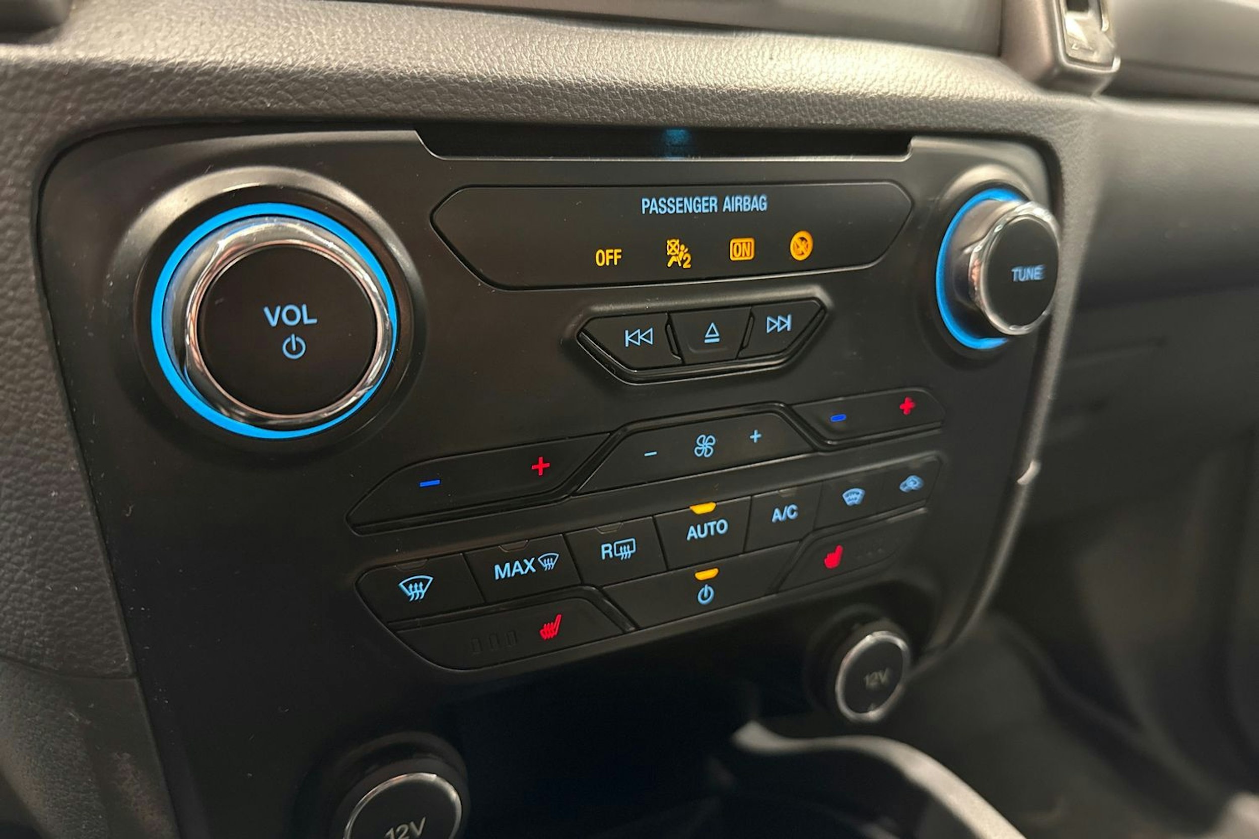 musta Ford Ranger 2019 kuva 23.