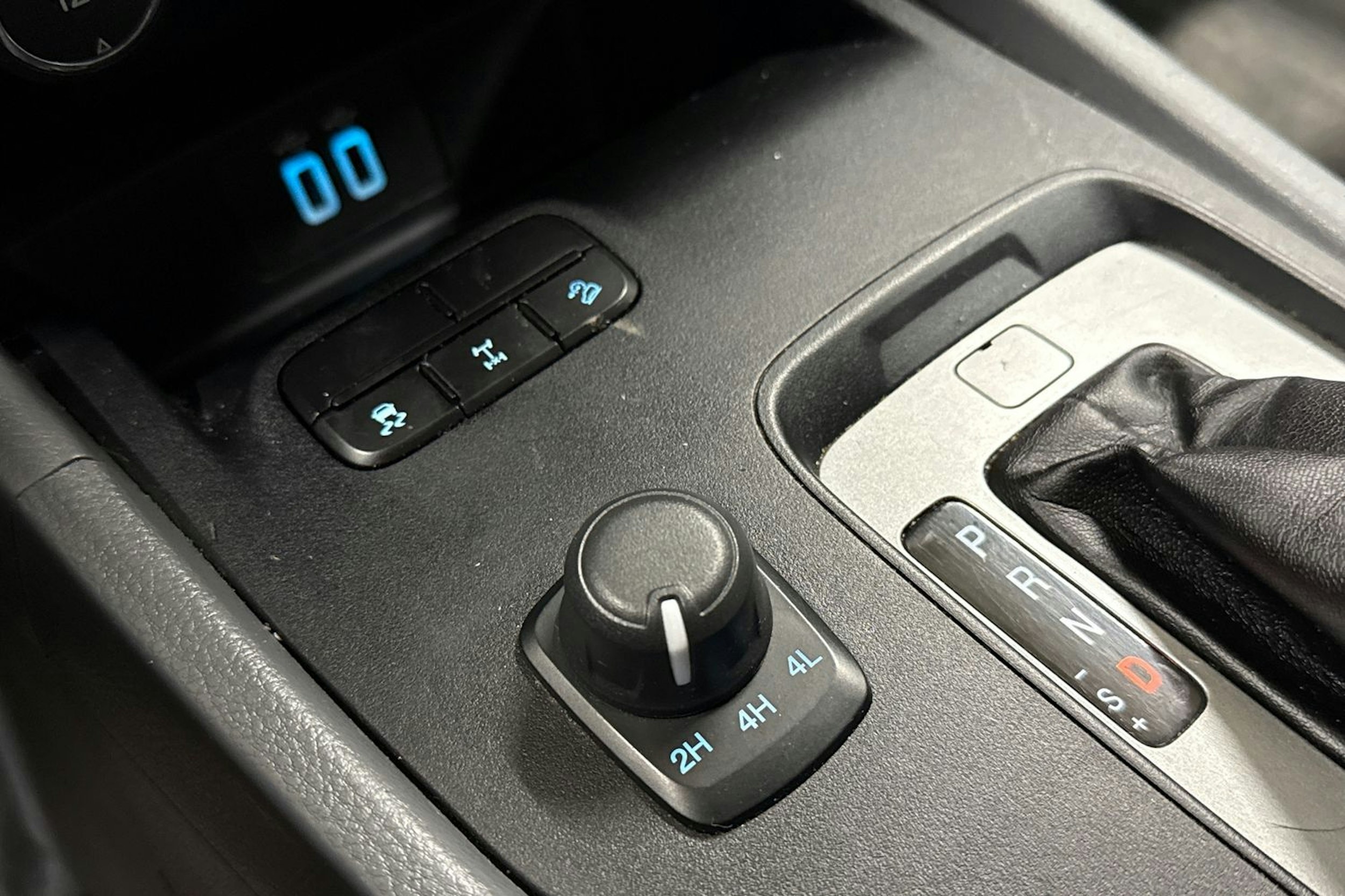 musta Ford Ranger 2019 kuva 24.