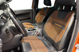 Oranssi Ford RANGER 2019 kuva 11.