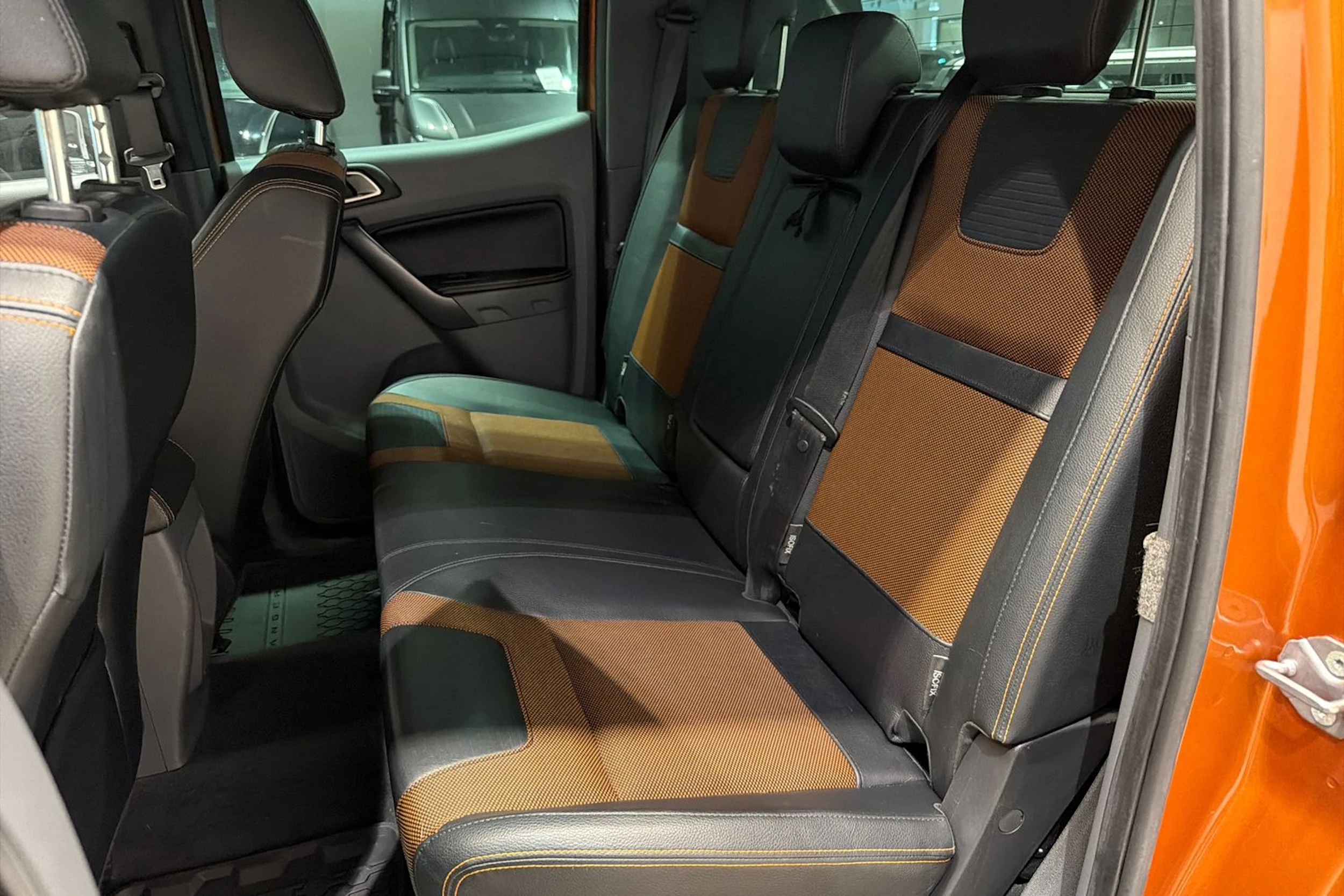 Oranssi Ford RANGER 2019 kuva 23.