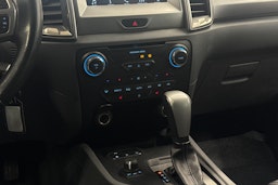 met. musta Ford Ranger 2019 kuva 15.