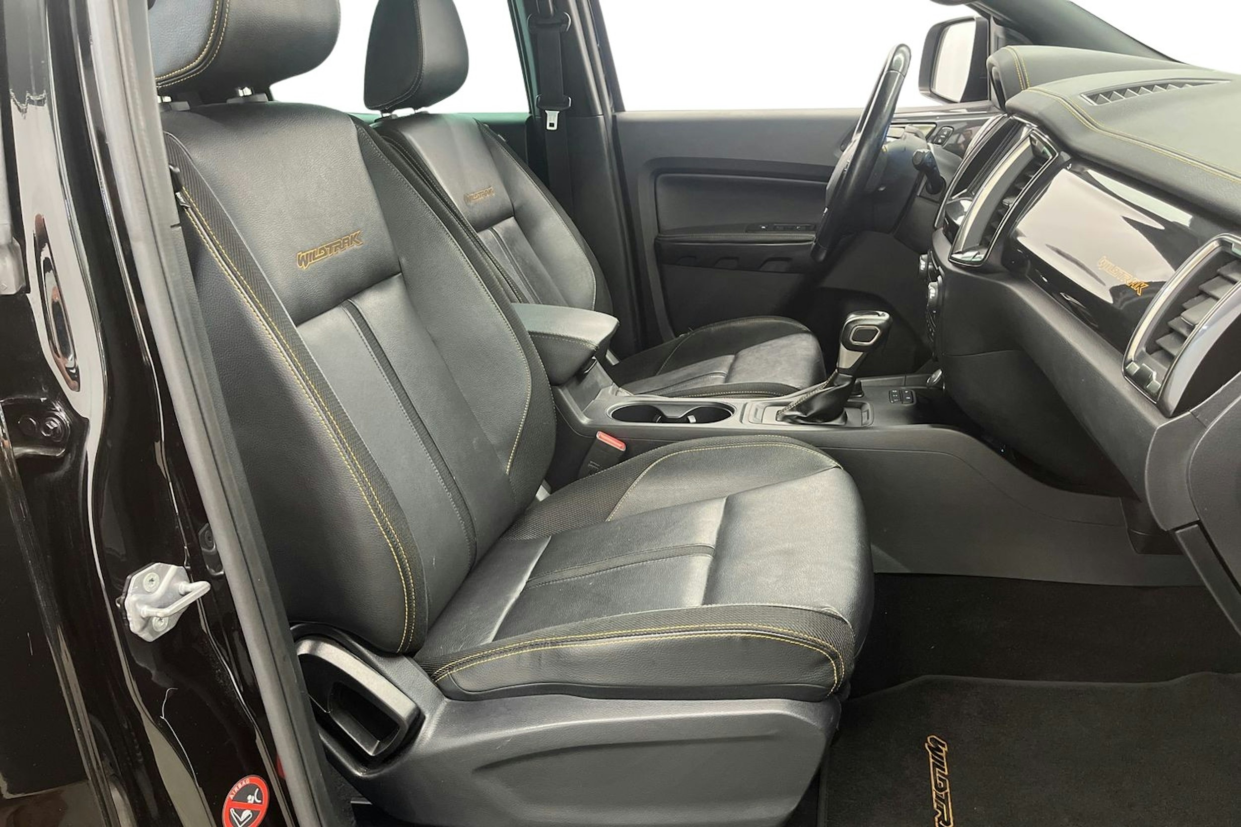 musta Ford Ranger 2019 kuva 10.