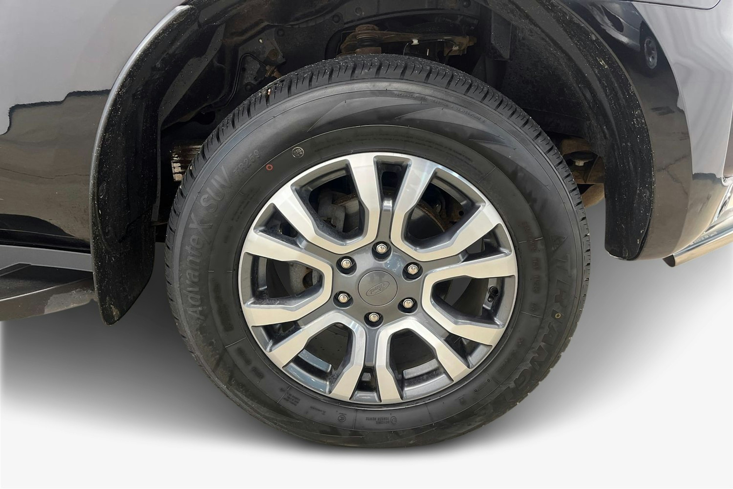 musta Ford Ranger 2019 kuva 11.