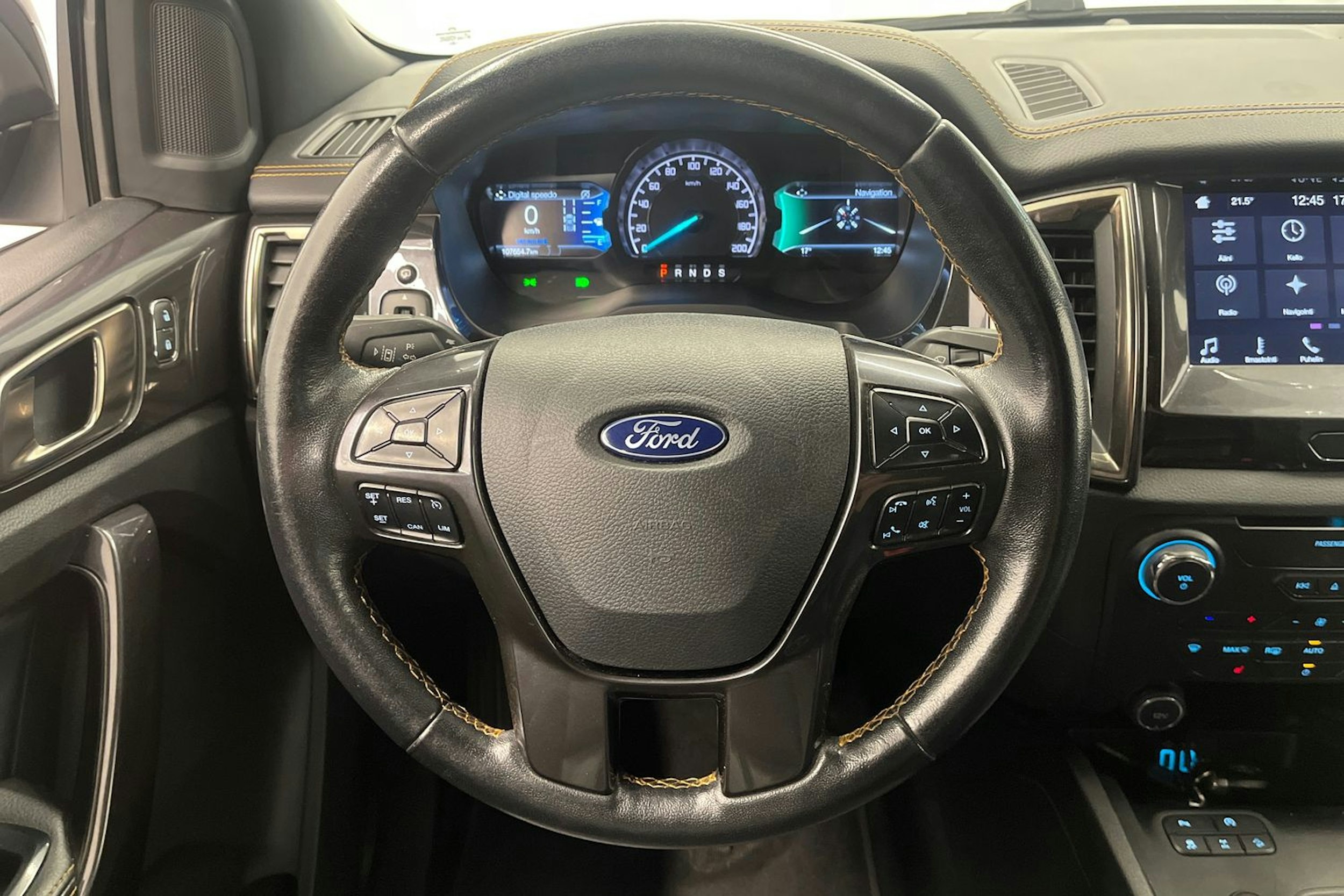 musta Ford Ranger 2019 kuva 17.