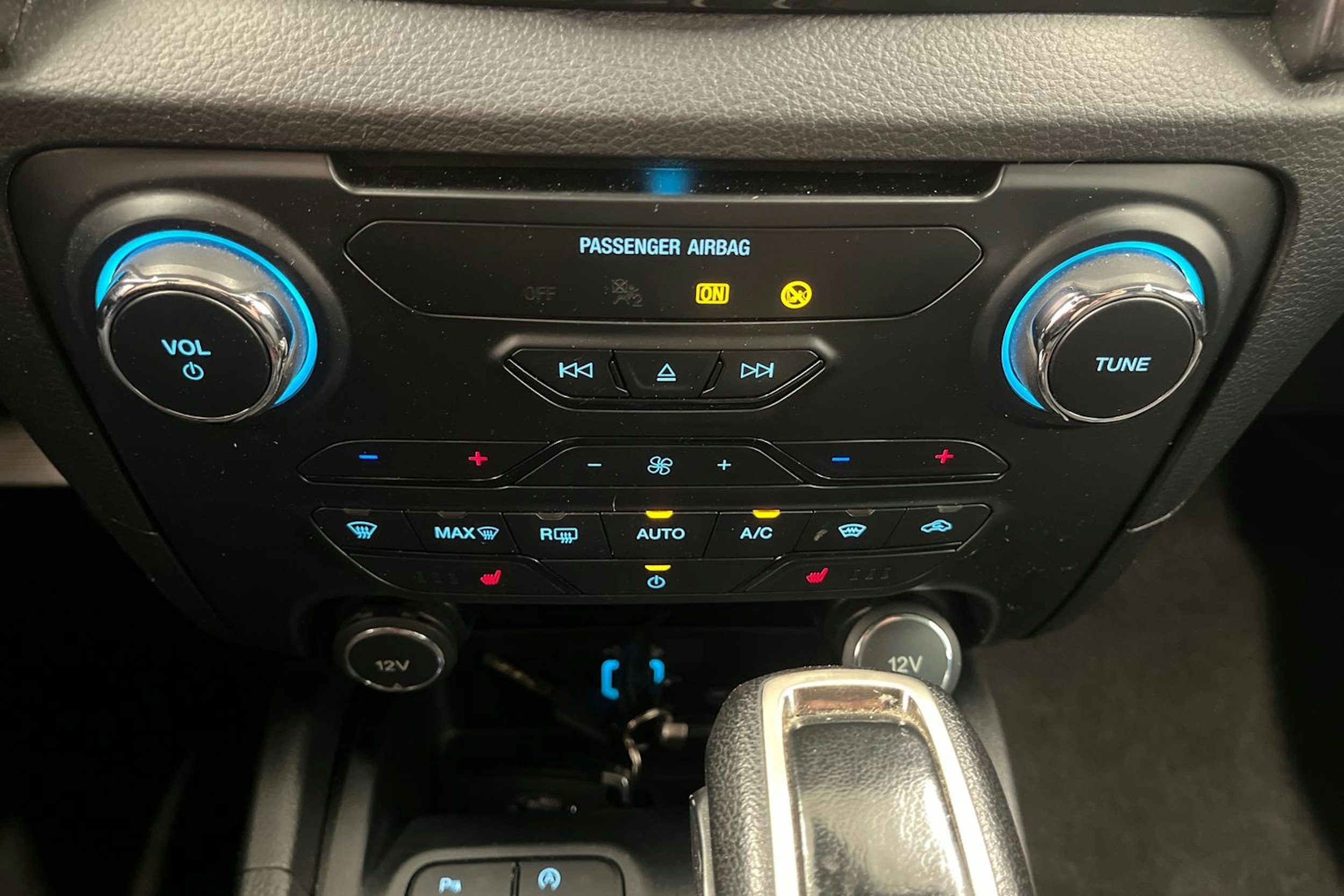 musta Ford Ranger 2019 kuva 22.