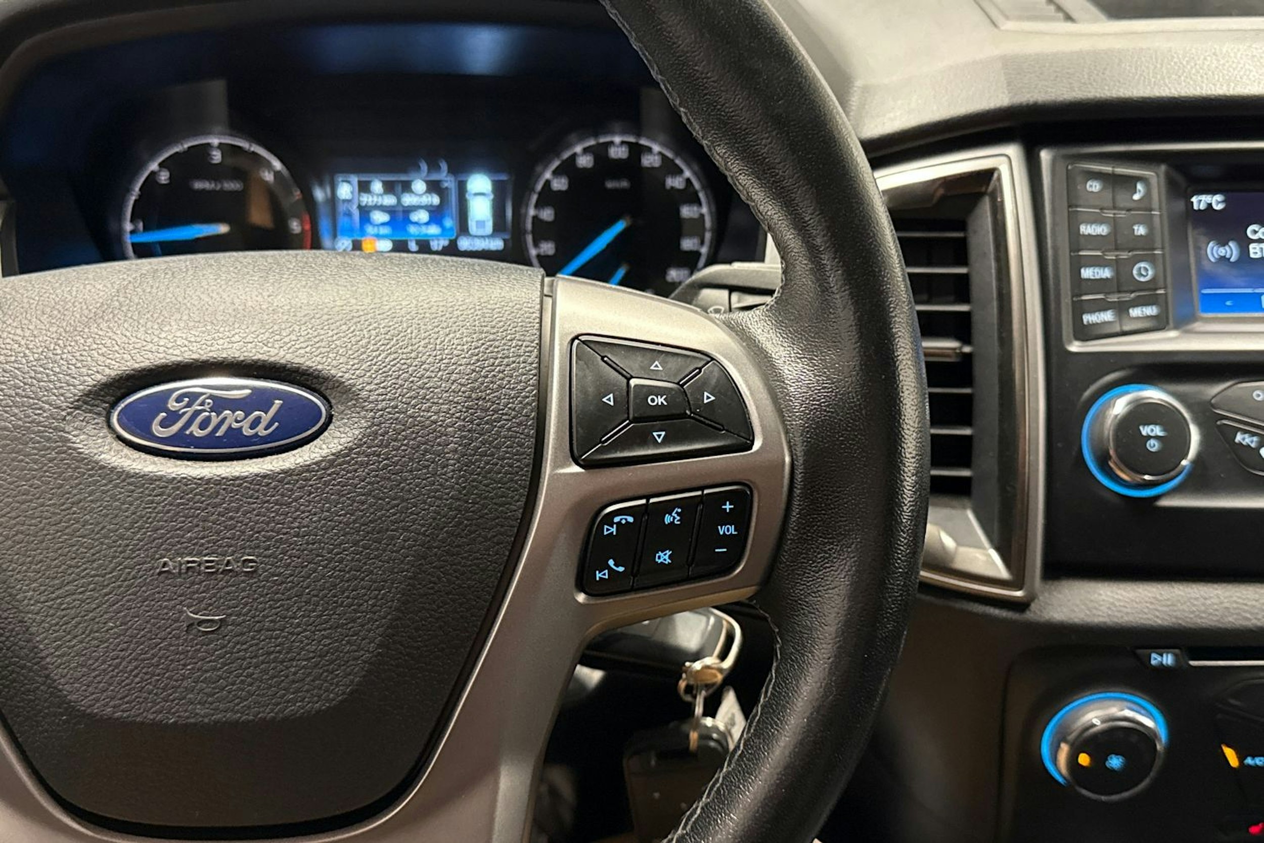 musta Ford Ranger 2019 kuva 18.