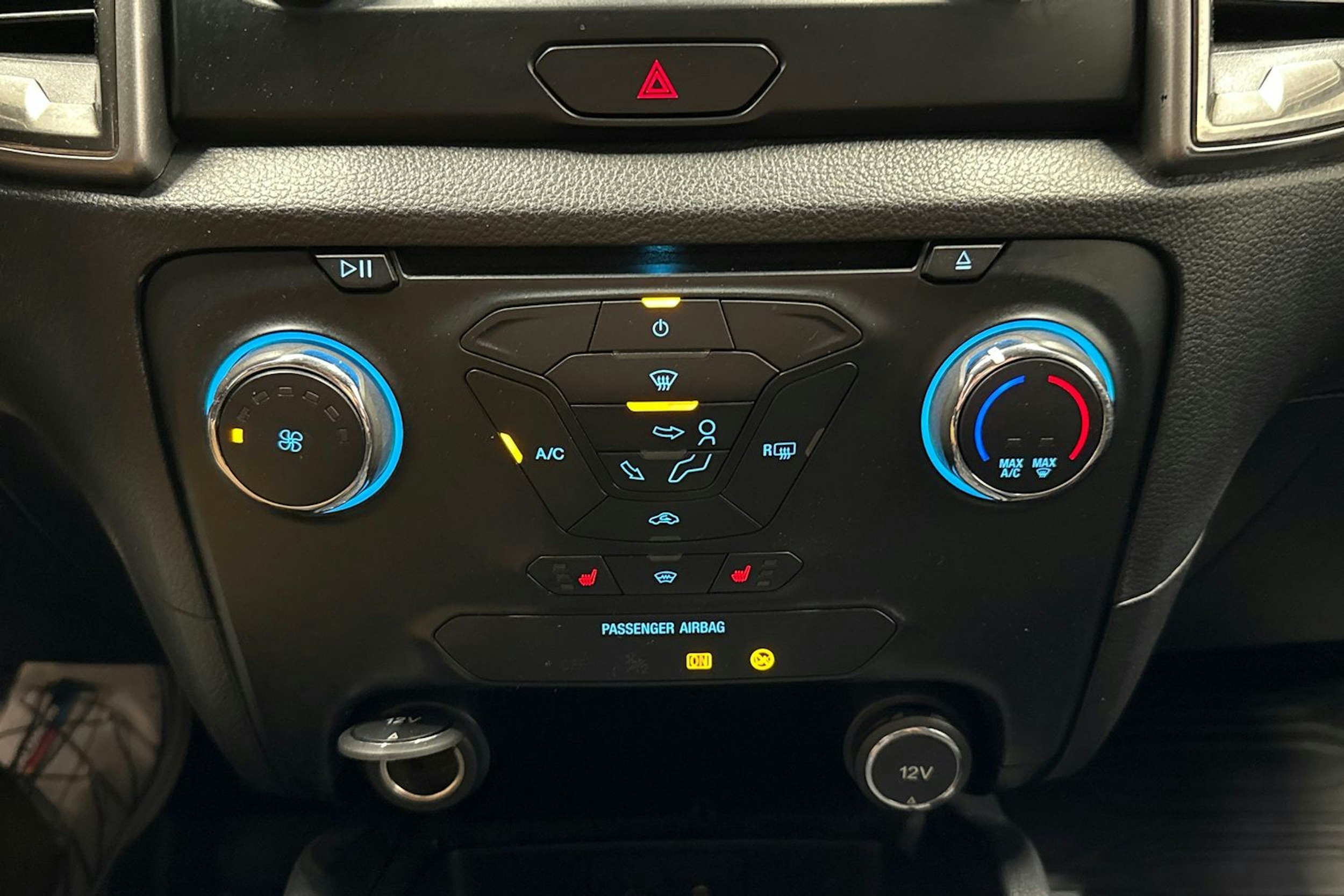 musta Ford Ranger 2019 kuva 20.