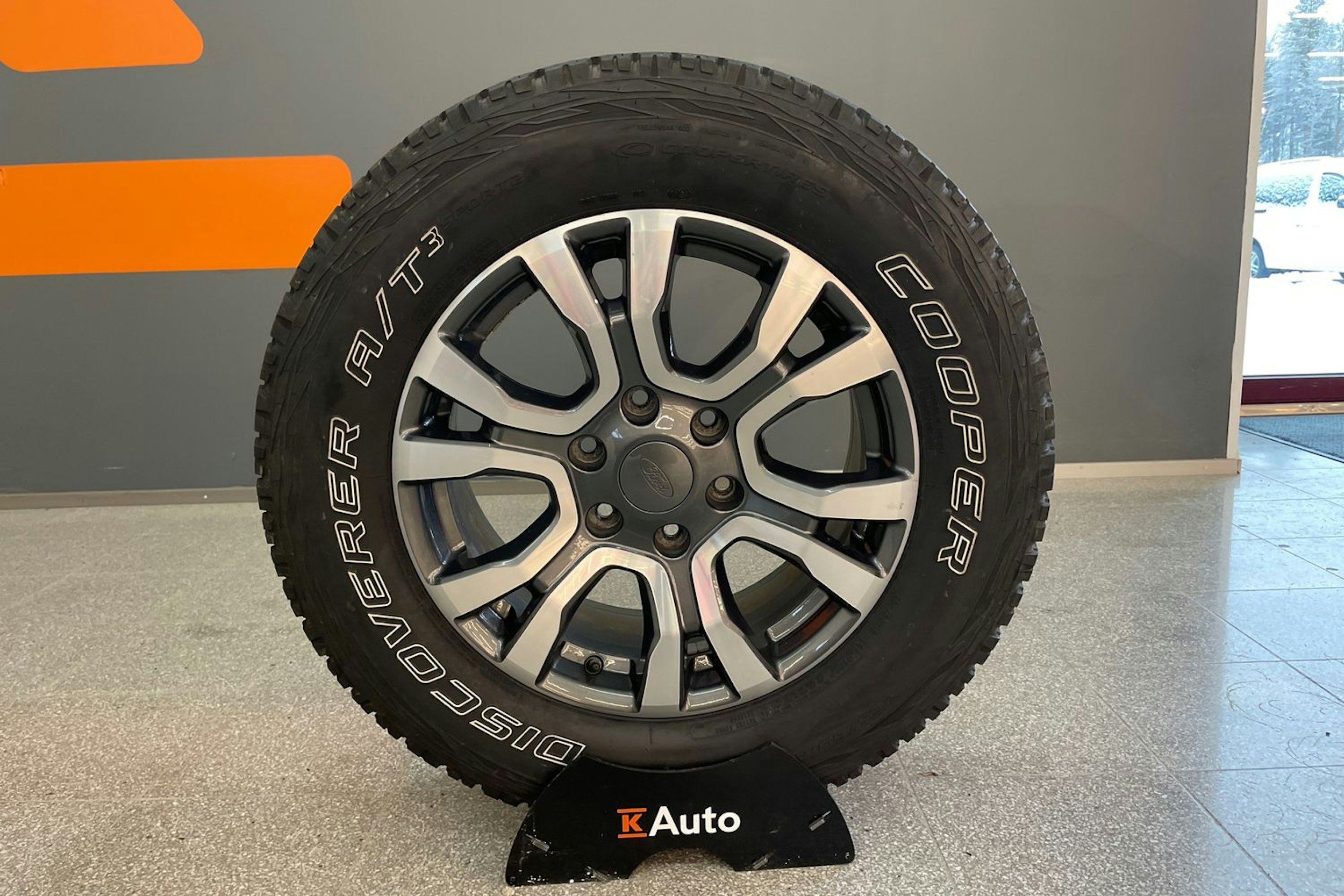 musta Ford Ranger 2019 kuva 13.