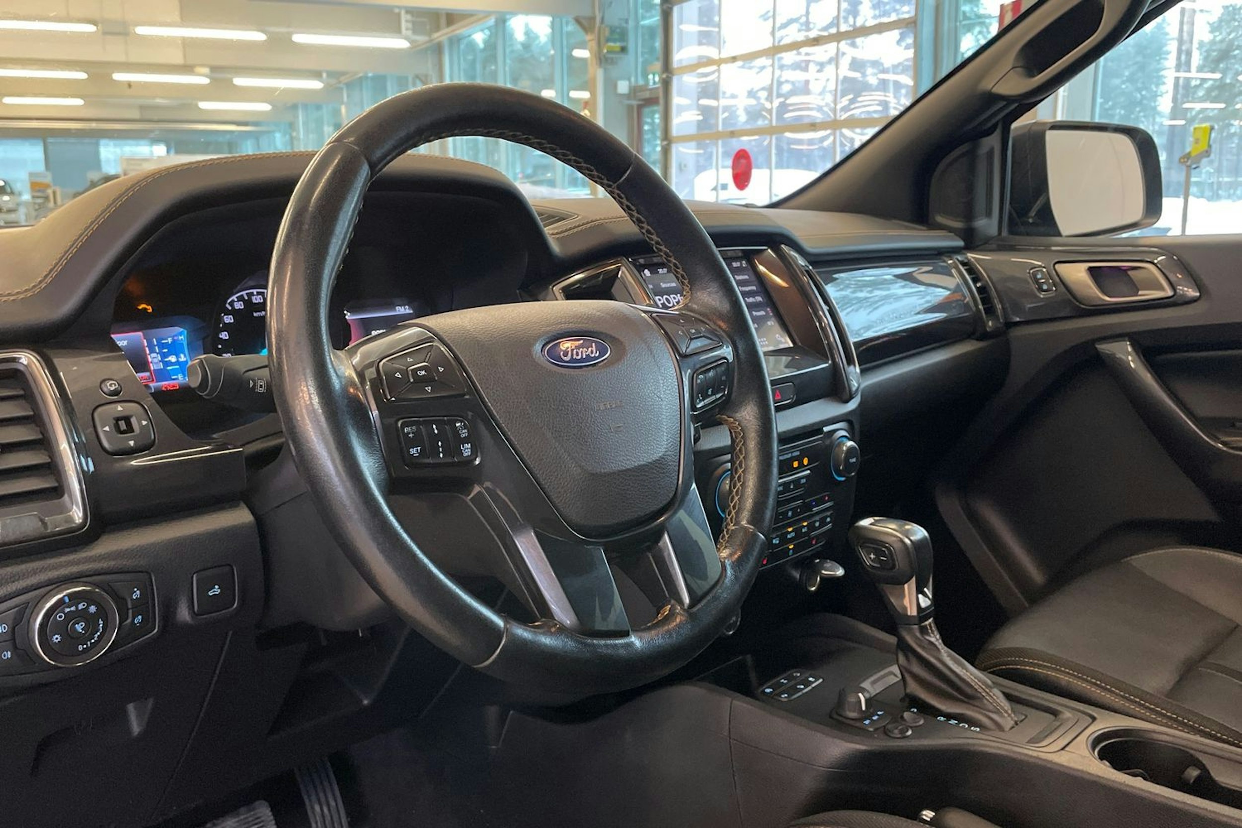 musta Ford Ranger 2019 kuva 19.