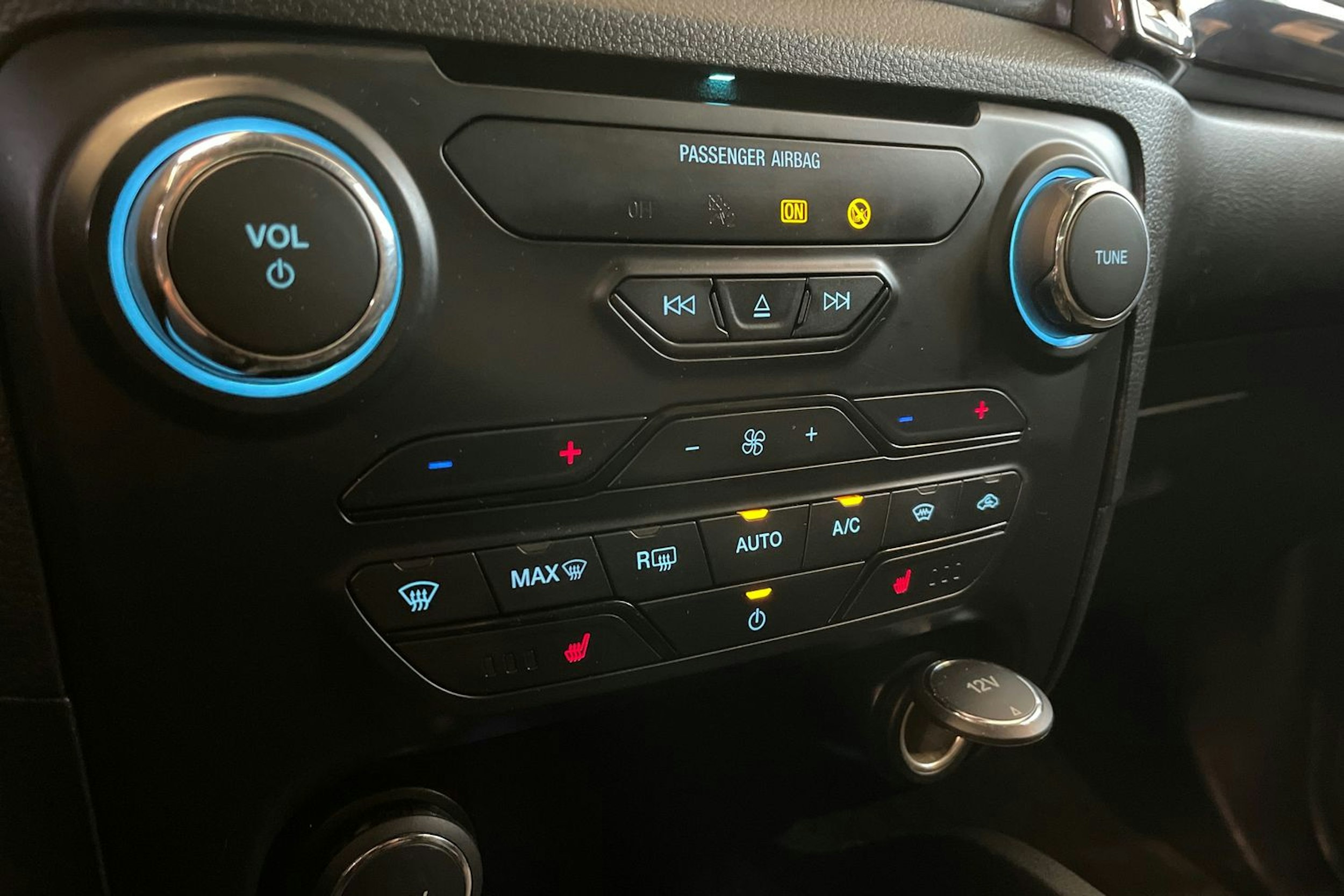 musta Ford Ranger 2019 kuva 28.