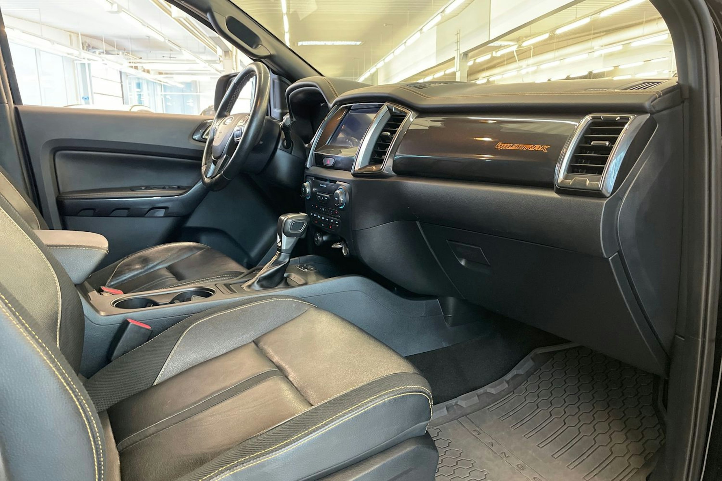 musta Ford Ranger 2019 kuva 30.