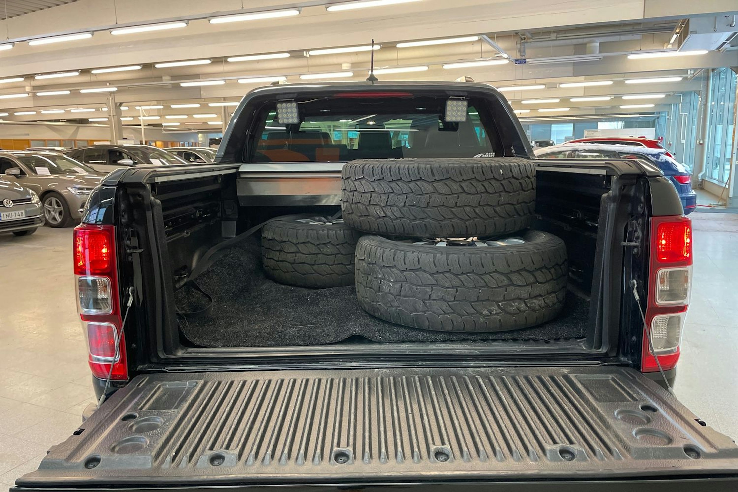 musta Ford Ranger 2019 kuva 31.