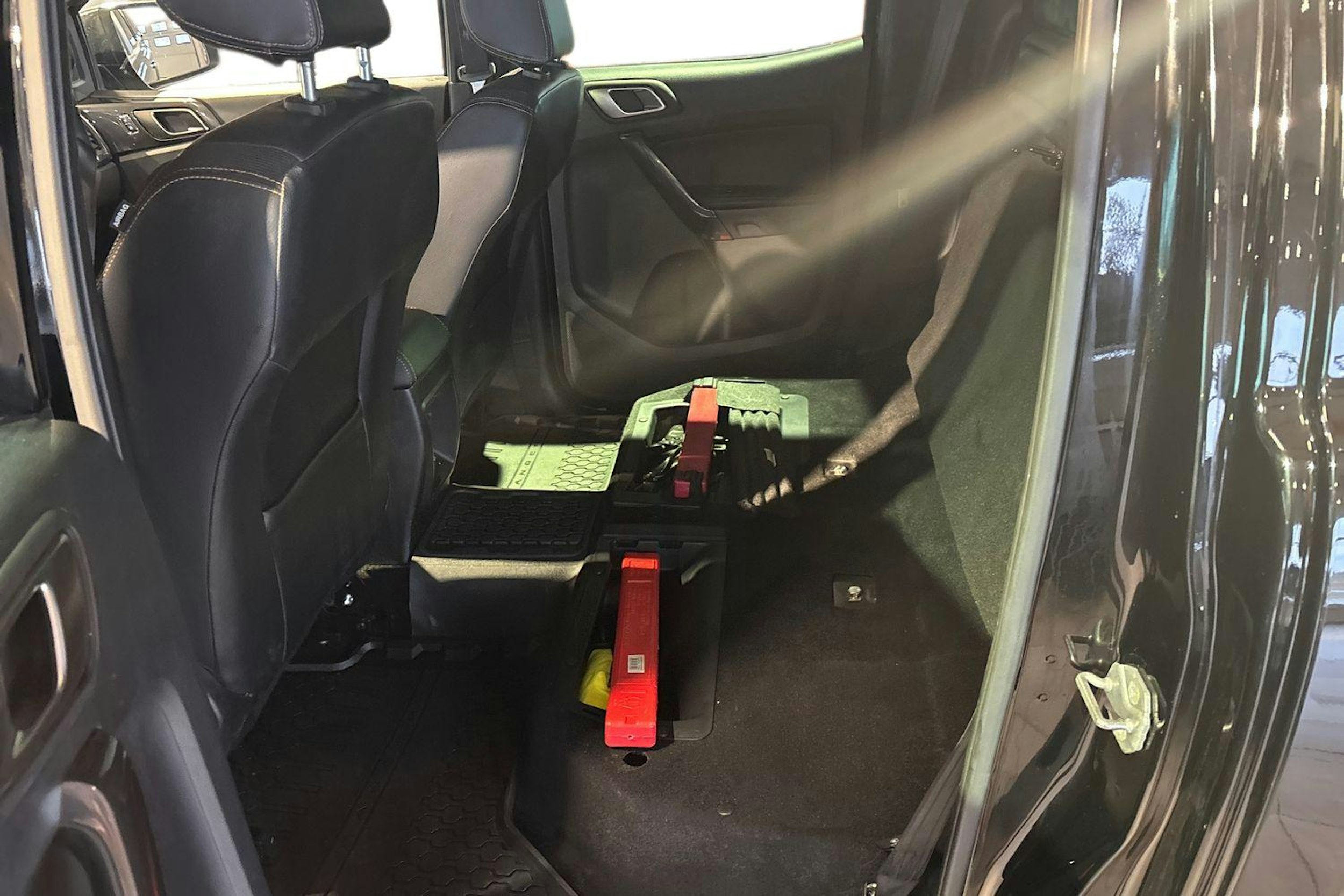 musta Ford Ranger 2019 kuva 11.