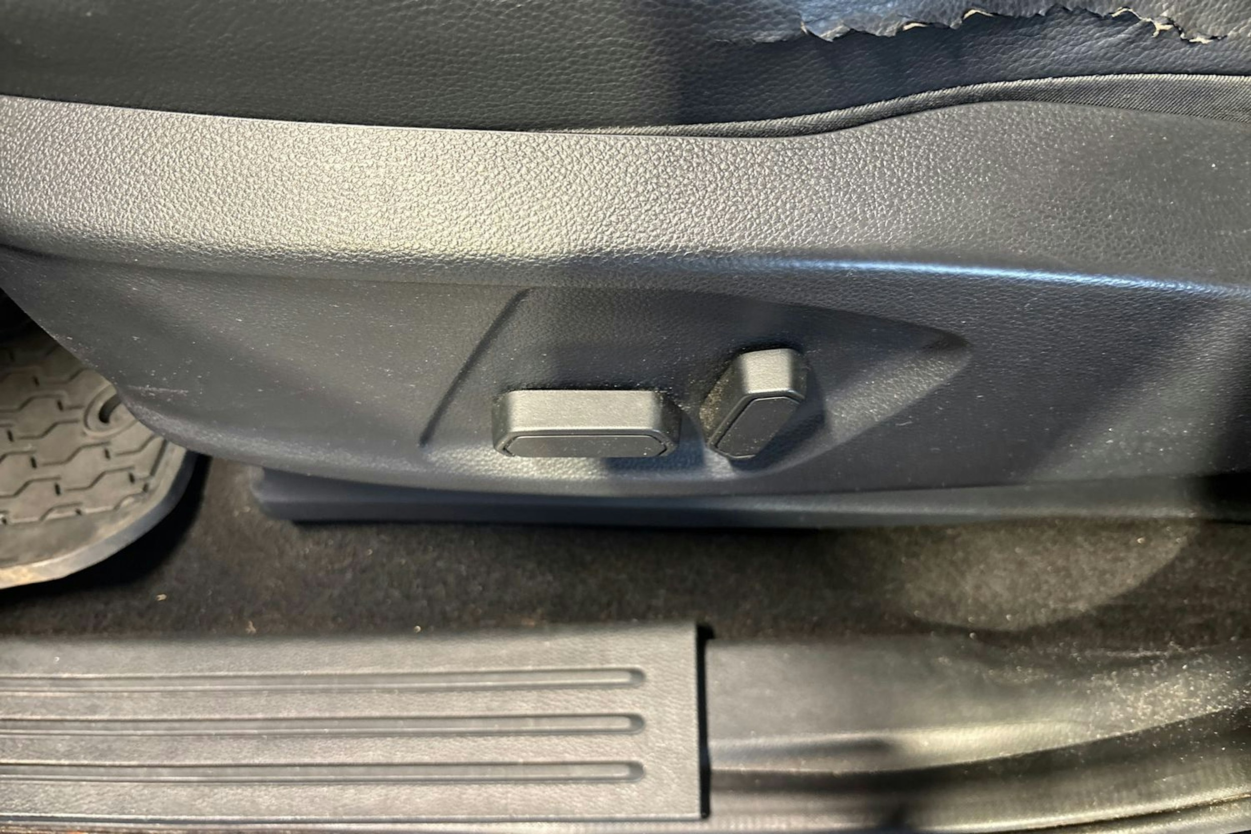 musta Ford Ranger 2019 kuva 13.