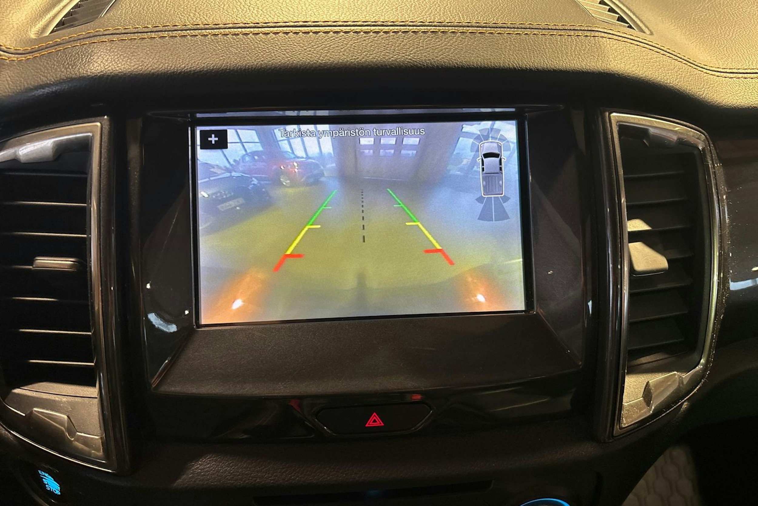 musta Ford Ranger 2019 kuva 15.