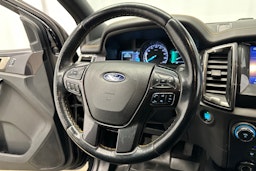 musta Ford Ranger 2019 kuva 12.