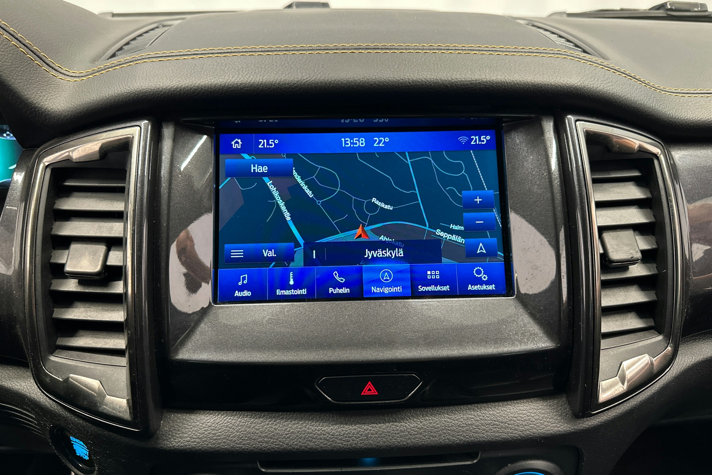 musta Ford Ranger 2019 kuva 15.