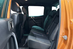 oranssi Ford Ranger 2019 kuva 11.
