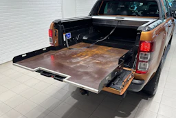 oranssi Ford Ranger 2019 kuva 18.