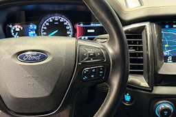oranssi Ford Ranger 2019 kuva 21.